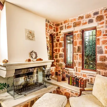 Golden Crest Villa Hersonissos (Crete)